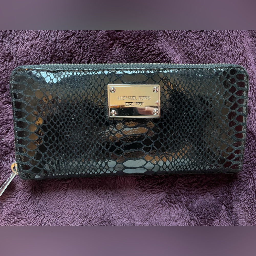 Michael Kors wallet